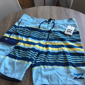 Men’s Billabong Boardshorts